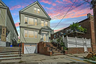 7 Edwards Court