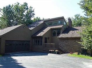 1457 Bishop Rd, Saline, MI 48176