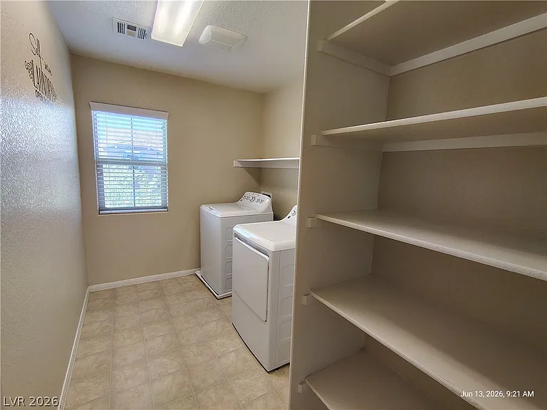9626 Abbey Pond Ave — Photo 16