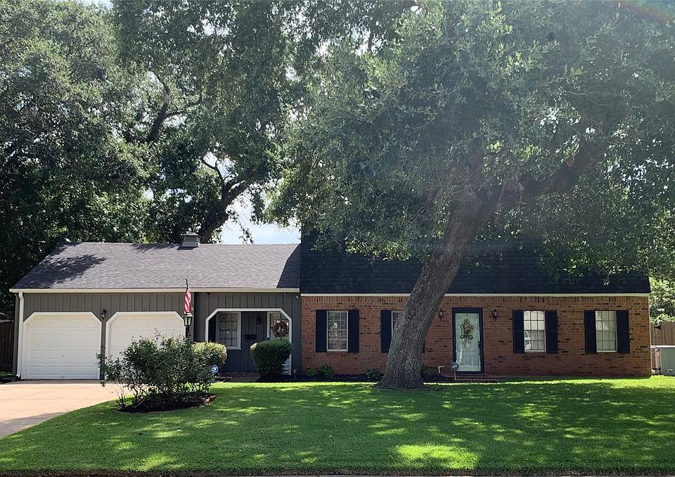 1st image of 219 Narcissus St