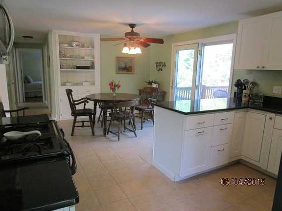 3rd image of 270 Stony Acre Dr