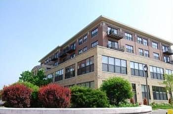 2nd image of 1924 N Hubbard St APT 512