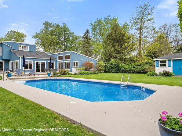 33 Kings Road, Little Silver, NJ 07739