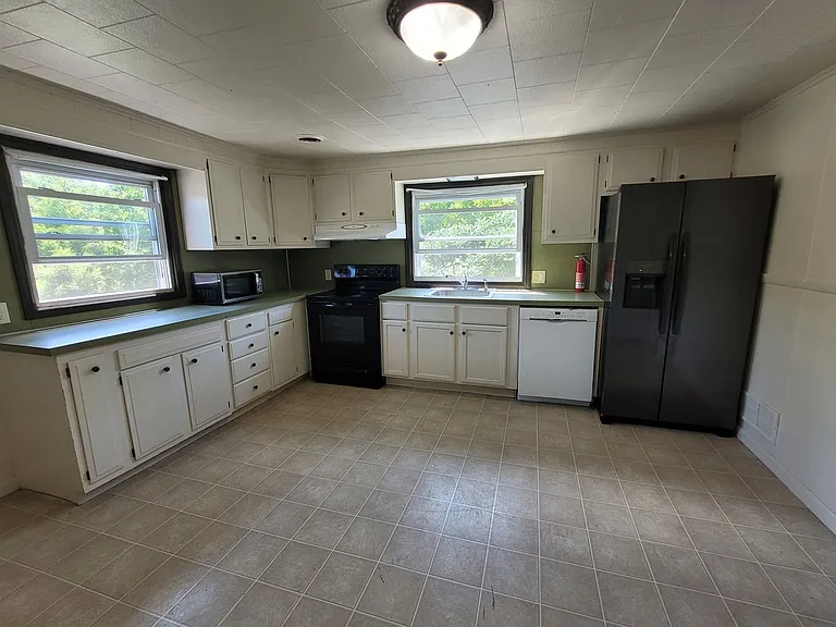 46 Tritch Ln — Photo 2