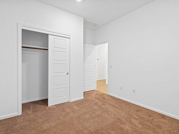 4th image of 7876 S Ivy Hollow Ave