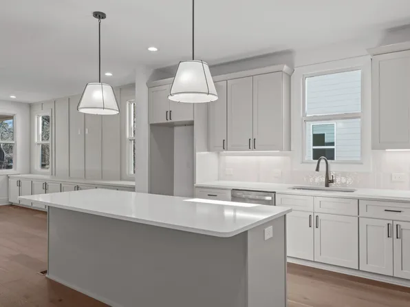 637 Conover Rd #B, Durham, NC 27703