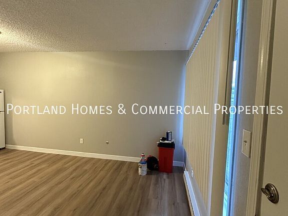 3rd image of 10235 NE Prescott St #D05145729