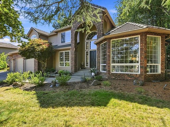 2nd image of 2840 NW Walden Dr