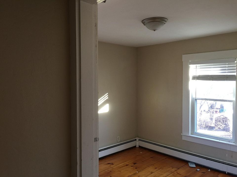 2nd image of 49 N Main St #2