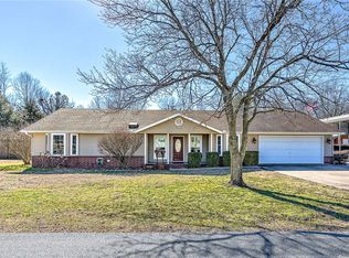 1717 Daisy Cir, Lowell, AR 72745