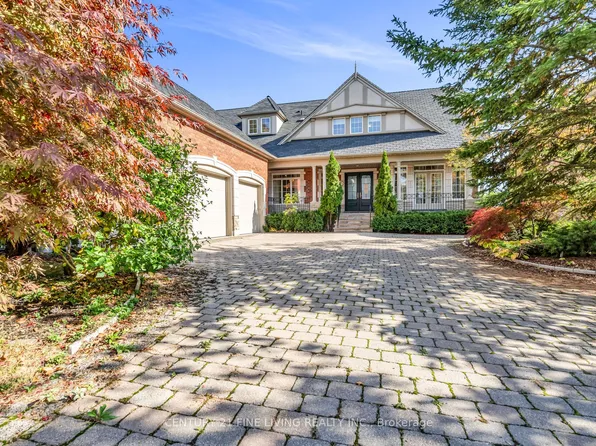 5 Classic Dr, Brampton, ON L6Y 5G9