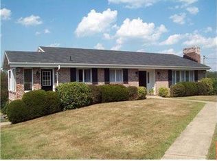 343 Hemlock Rd, Trafford, PA 15085