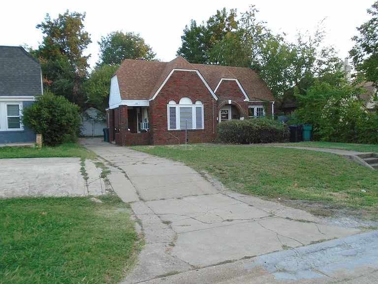 Street view of 124/126 NW 31st Street