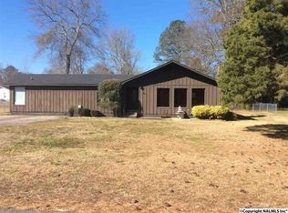 705 Taylor Rd, Glencoe, AL 35905