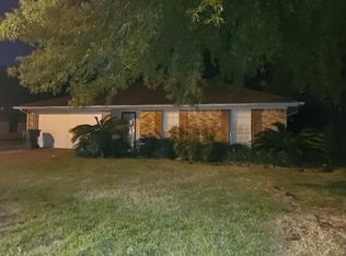 7801 Barryknoll Ln, Port Arthur, TX 77642