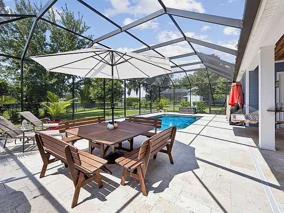 3rd image of 96112 Oak Canopy Ln
