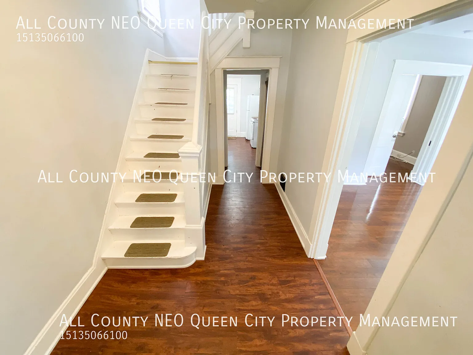 Spacious 5-Bedroom Home with Basement & Deck! — Photo 2