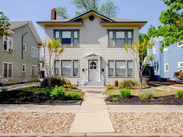 121 E Norwood Ct, San Antonio, TX