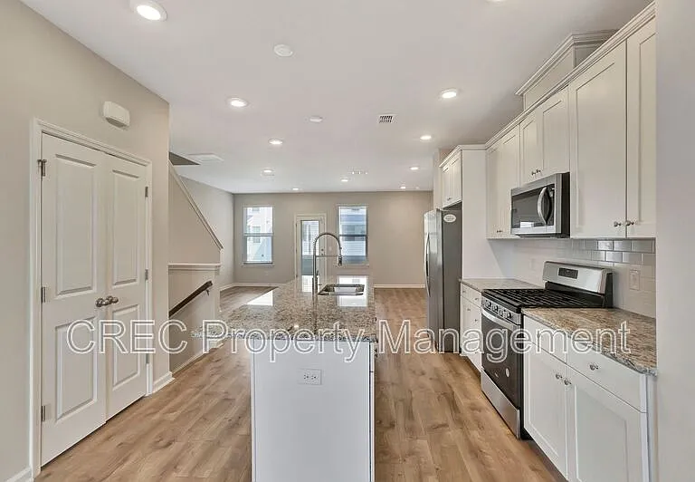 306 Pathfinder Way — Photo 8
