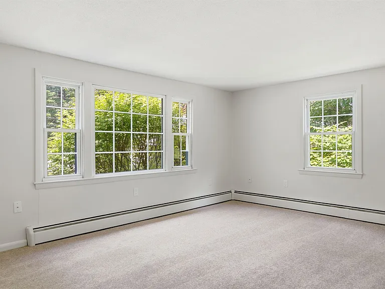 289 Derry Rd #B — Photo 7