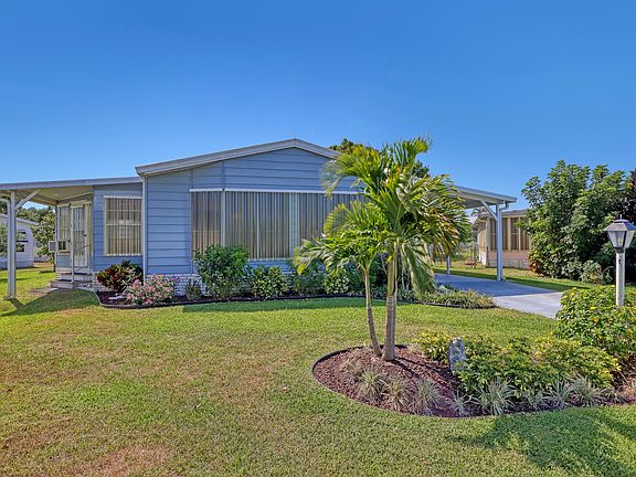 2nd image of 464 Dolphin Cir