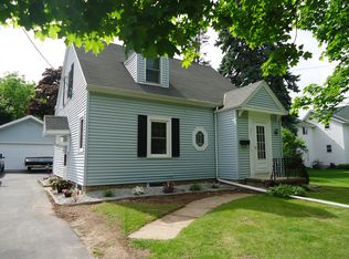 521 Ivory St, Seymour, WI 54165