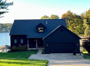 513 Grand Ridge Dr, Howard, OH 43028