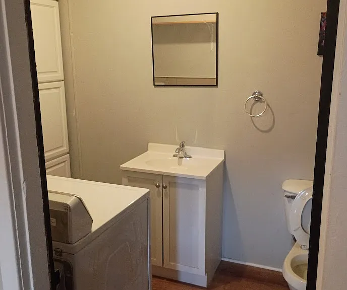 1st floor half bath and laundry room