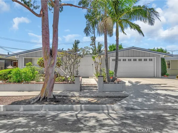 2563 Columbia Dr, Costa Mesa, CA 92626