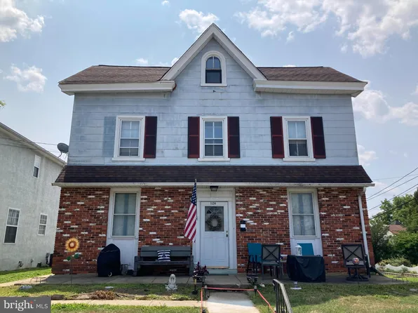 126 N Spring Garden St, Ambler, PA 19002