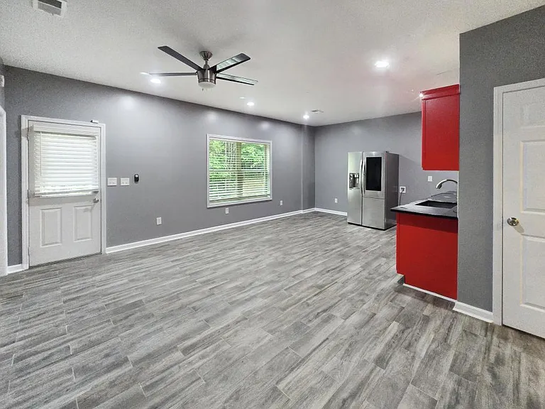 1437 Balvaird Dr — Photo 14