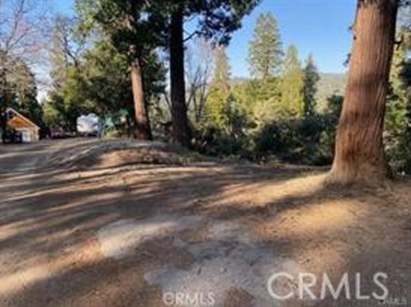 1039 Jungfrau Dr #83, Crestline, CA 92325