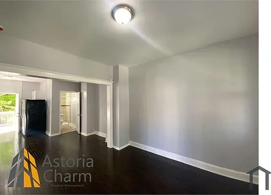 519 Beaumont Ave — Photo 7
