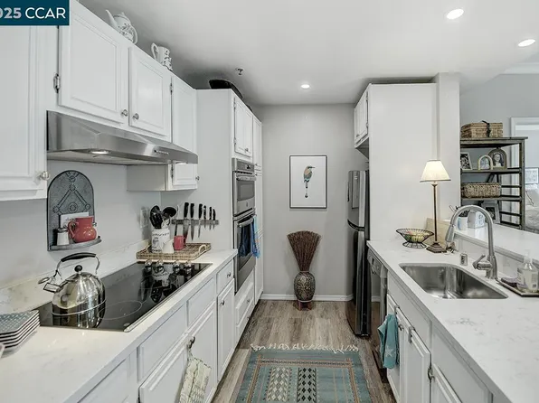 1840 Tice Creek Dr APT 2326, Walnut Creek, CA 94595
