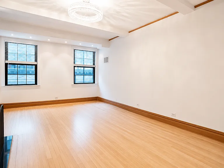 145 W 58th St #10E — Photo 4