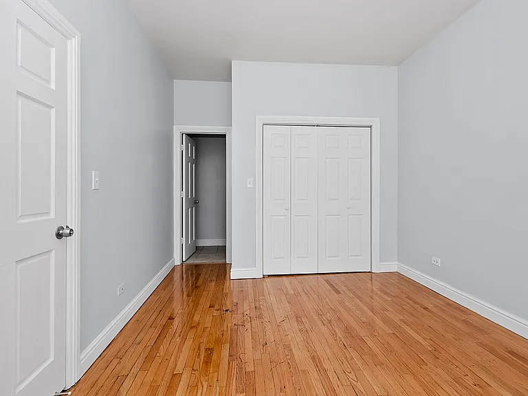 4801 S Calumet Ave. / 347-49 E 48th St — Photo 6