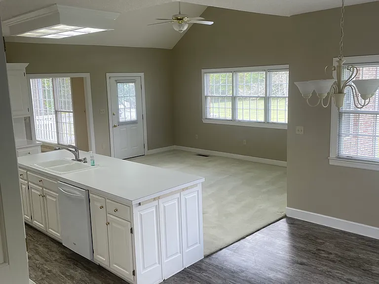 502 Primrose Ave — Photo 16