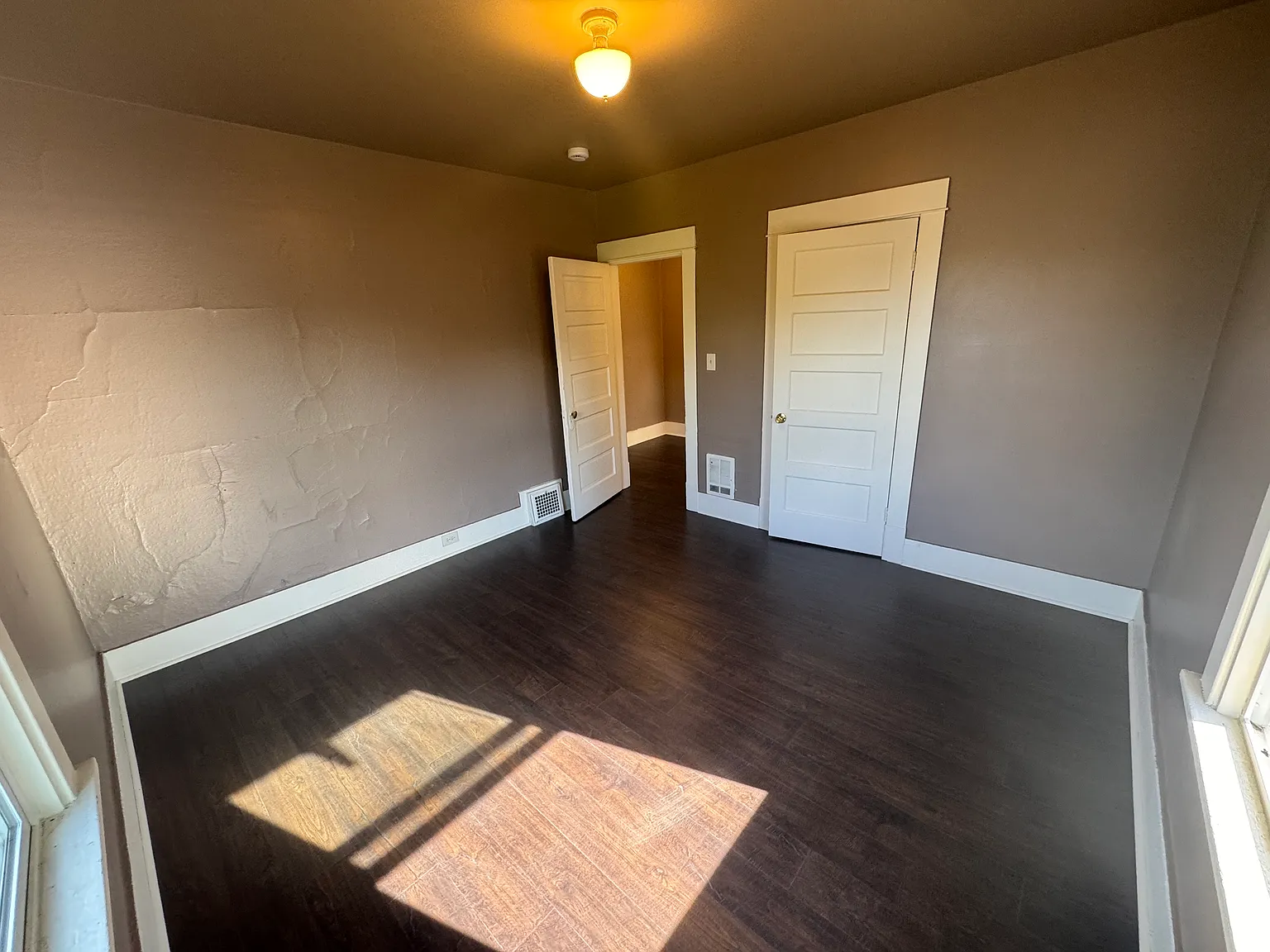 2 bed, 1100 sqft, $1,995 — Photo 3
