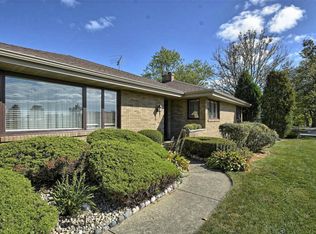 906 E Division St, Lockport, IL 60441