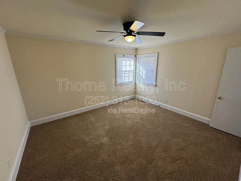 3924 Sunset Ave — Photo 10