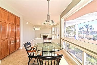 5th image of 29 Harbor Pointe Dr.