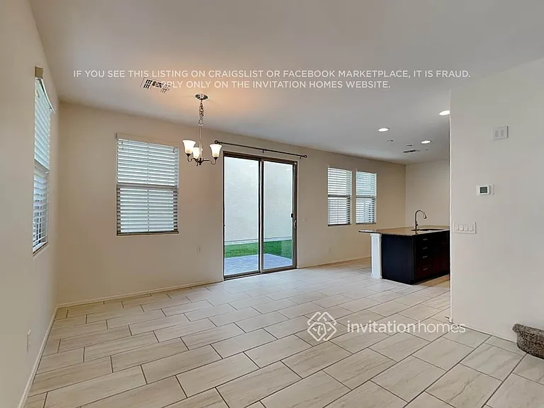 239 N Sandal — Photo 7