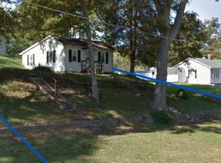 420 S Main St, Grayville, IL 62844