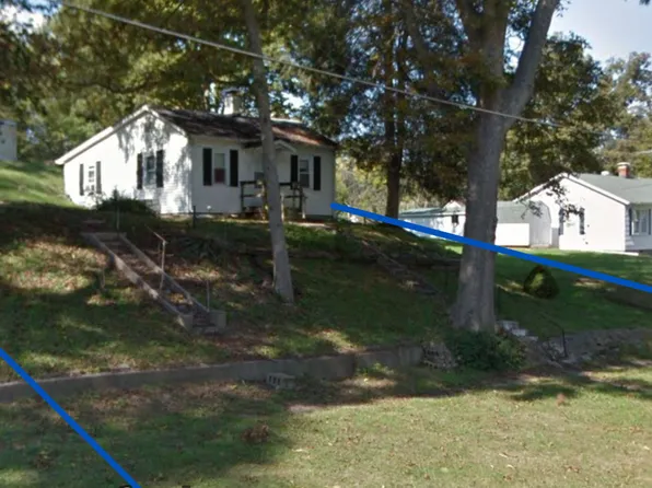 420 S Main St, Grayville, IL 62844