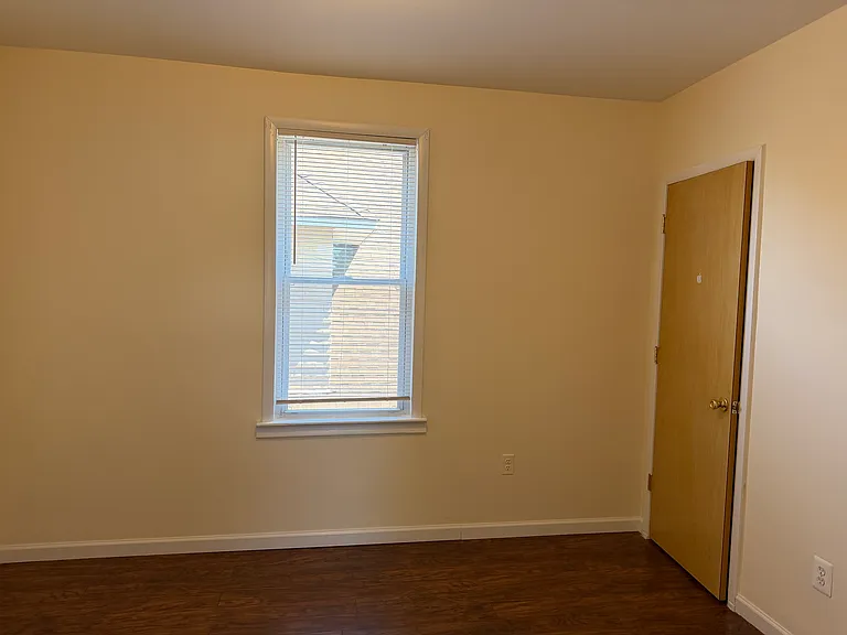 49 Prospect St #2 — Photo 4