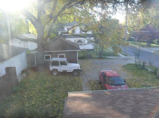 945 N Grant Ave, Springfield, MO 65802