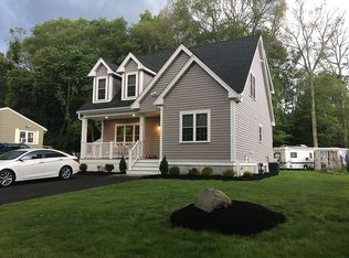 7 Border Rd, Holbrook, MA 02343