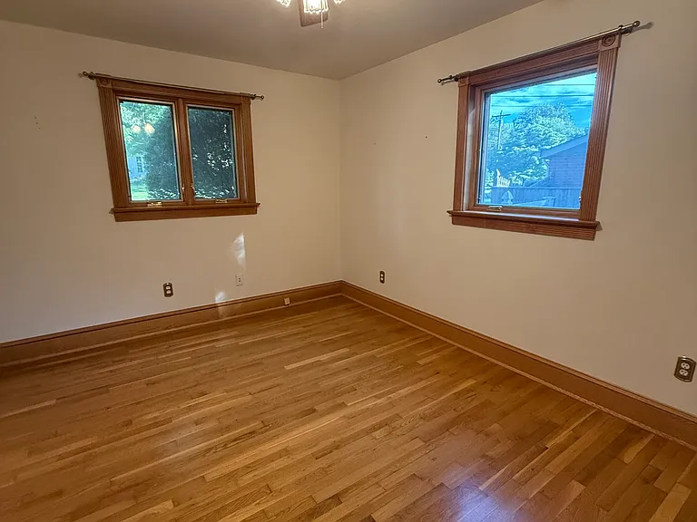 3710 Forest Grove Dr — Photo 13