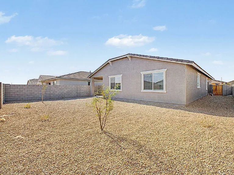 17737 W Illini St — Photo 37