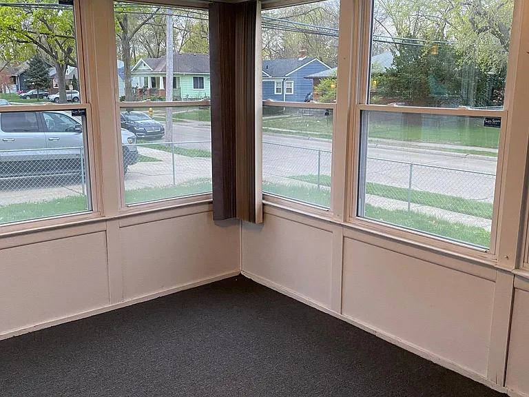 8251 Oak Park Blvd — Photo 24